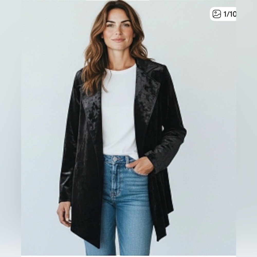 Fifteen Twenty Blue Velvet Open Front Blazer Jacket.